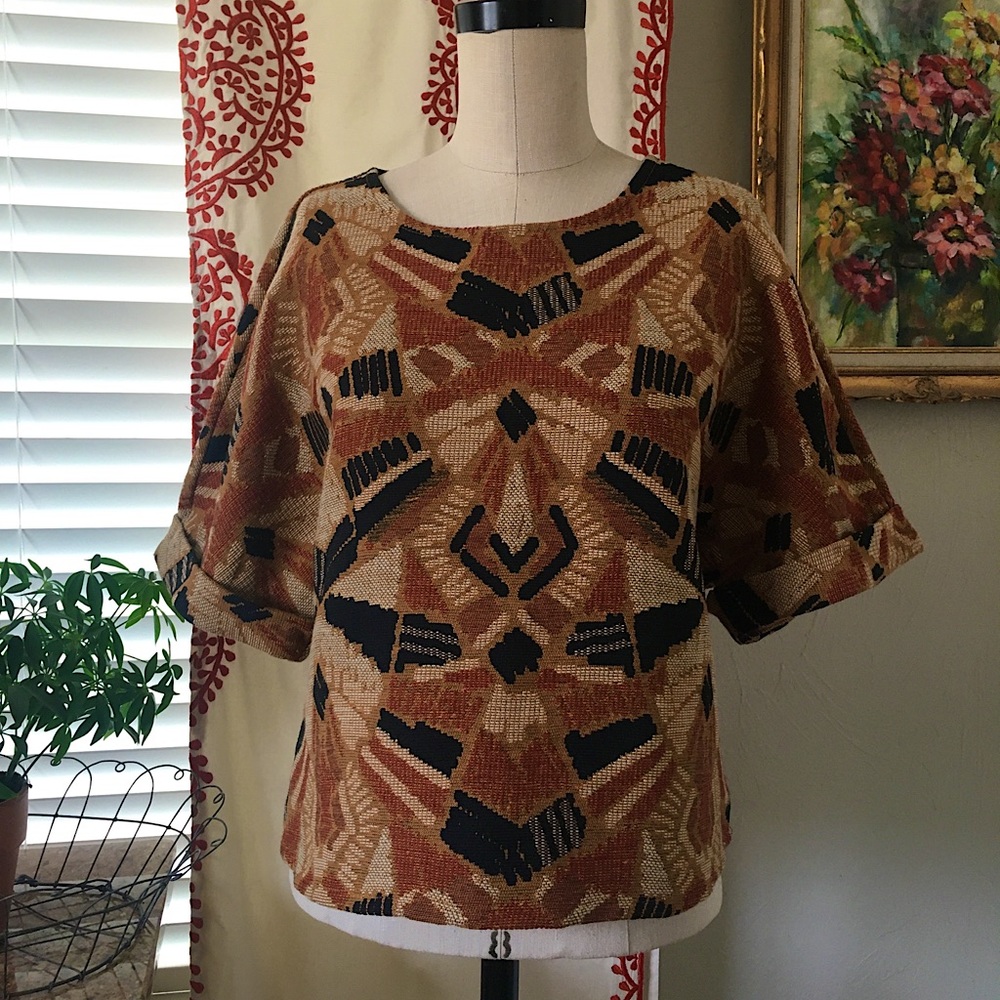 ANTHROPOLOGIE NWOT “Dolan” label Tapestry Top